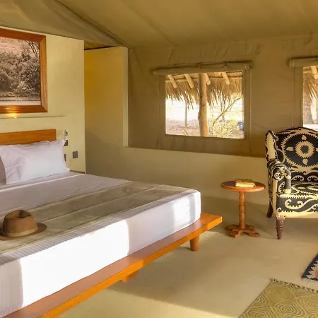 Kudu Safari Camp Hotel Koito Exterior photo