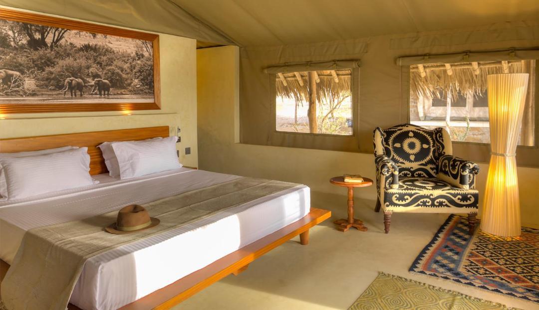 Luxury tent Kudu Safari Camp Koito